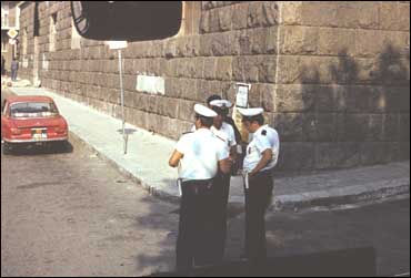 Итальянская полиция.