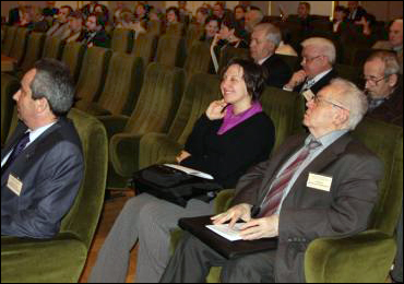 Т.И.Данилова и В.И.Уломов, Конференция "История наук о Земле", 2008, Москва